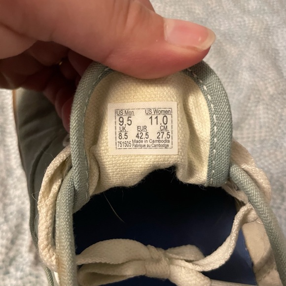 green gum vans size 9.5 - Picture 3 of 4